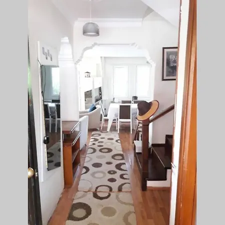Fethiye Calis Mevkiinde 3+1 Muestakil Ev Фетхие