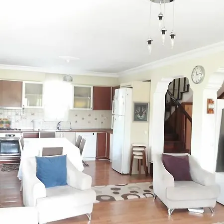 Fethiye Calis Mevkiinde 3+1 Muestakil Ev Дом отдыха Фетхие